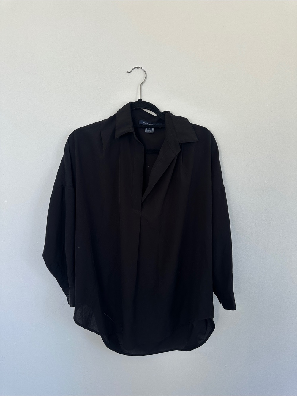 French connection women’s Black Relaxed V-Neck Shirt